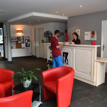 Les Pleiades - Spacieux - Centre Station - Parking Couvert - Balcon Mae-7381 Apartment