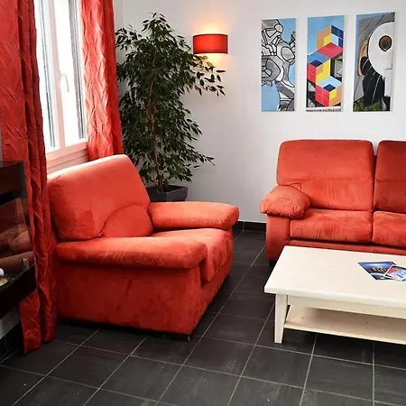 Apartment Les Pleiades - Spacieux - Centre Station - Parking Couvert - Balcon Mae-7381 *